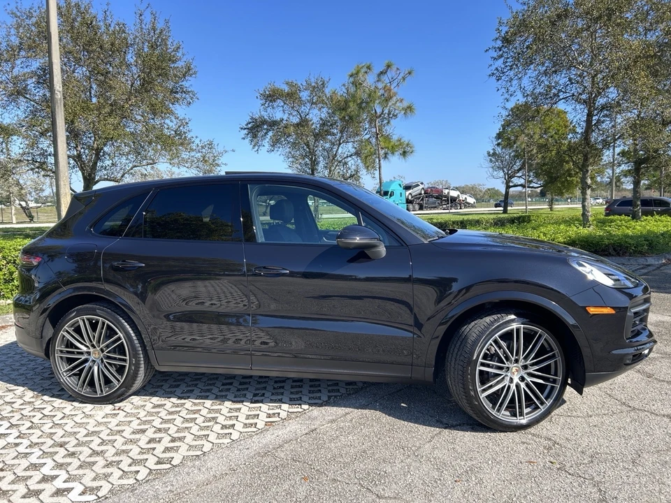2019 Porsche 9Y0/9Y3 Cayenne - Image 14 of 31