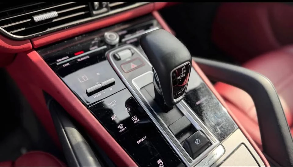 2019 Porsche 9Y0/9Y3 Cayenne - Image 15 of 17