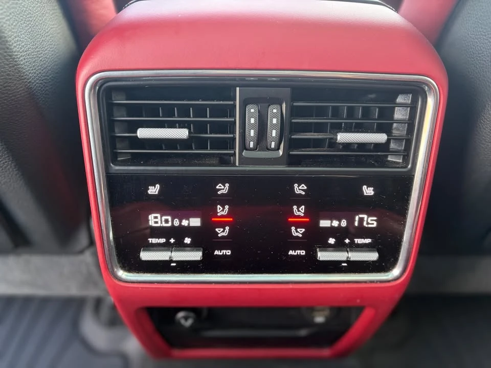 2019 Porsche 9Y0/9Y3 Cayenne - Image 19 of 20