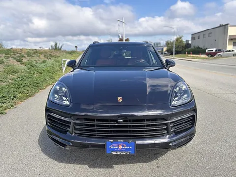 2019 Porsche Cayenne Premium Plus