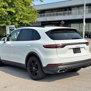 2019 Porsche Cayenne Premium Plus AWD