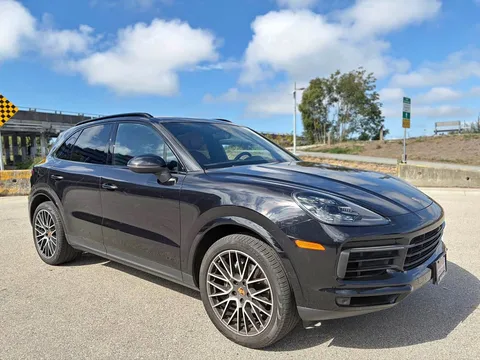 2019 Porsche Cayenne Premium Plus AWD