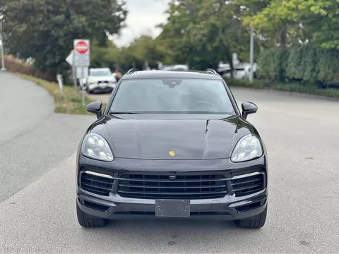 2019 Porsche Cayenne Premium Plus AWD