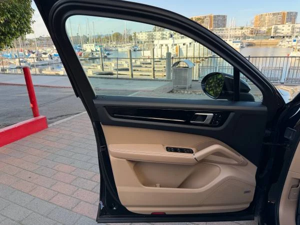 2019 Porsche 9Y0/9Y3 Cayenne S - Image 10 of 21