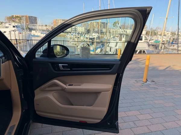 2019 Porsche 9Y0/9Y3 Cayenne S - Image 18 of 21