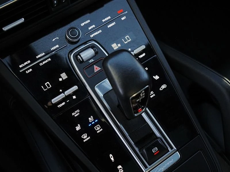 2019 Porsche 9Y0/9Y3 Cayenne S - Image 17 of 20