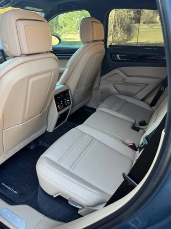 2019 Porsche 9Y0/9Y3 Cayenne S - Image 9 of 16