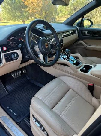 2019 Porsche 9Y0/9Y3 Cayenne S - Image 8 of 16