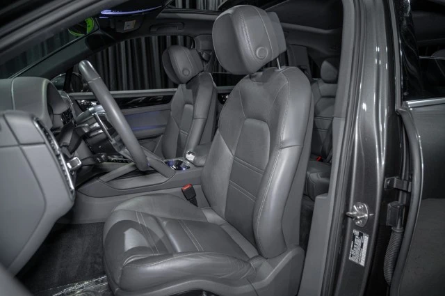2019 Porsche 9Y0/9Y3 Cayenne S - Image 11 of 12