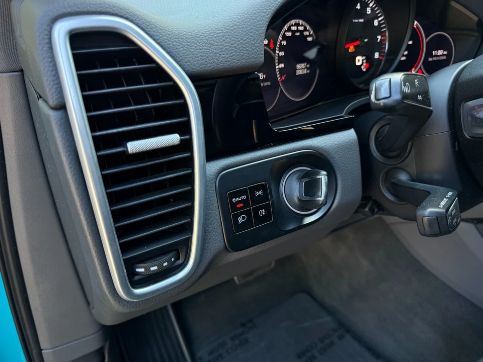 2019 Porsche 9Y0/9Y3 Cayenne S - Image 9 of 12