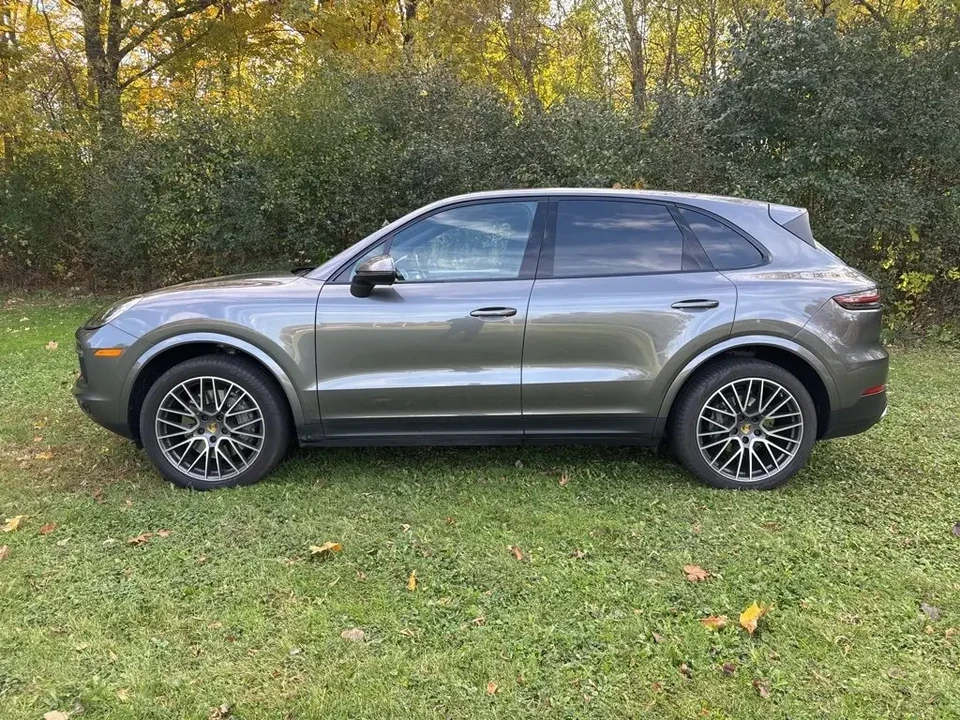 2019 Porsche 9Y0/9Y3 Cayenne S - Image 2 of 6