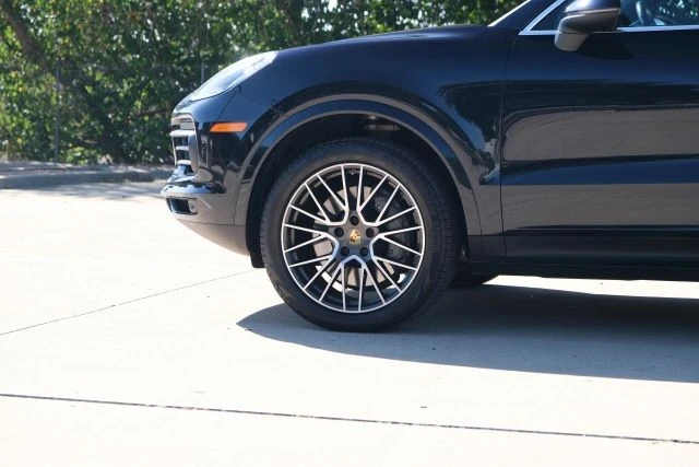 2019 Porsche 9Y0/9Y3 Cayenne S - Image 9 of 21
