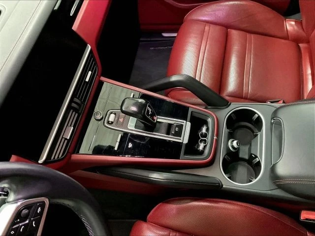 2019 Porsche 9Y0/9Y3 Cayenne S - Image 26 of 31