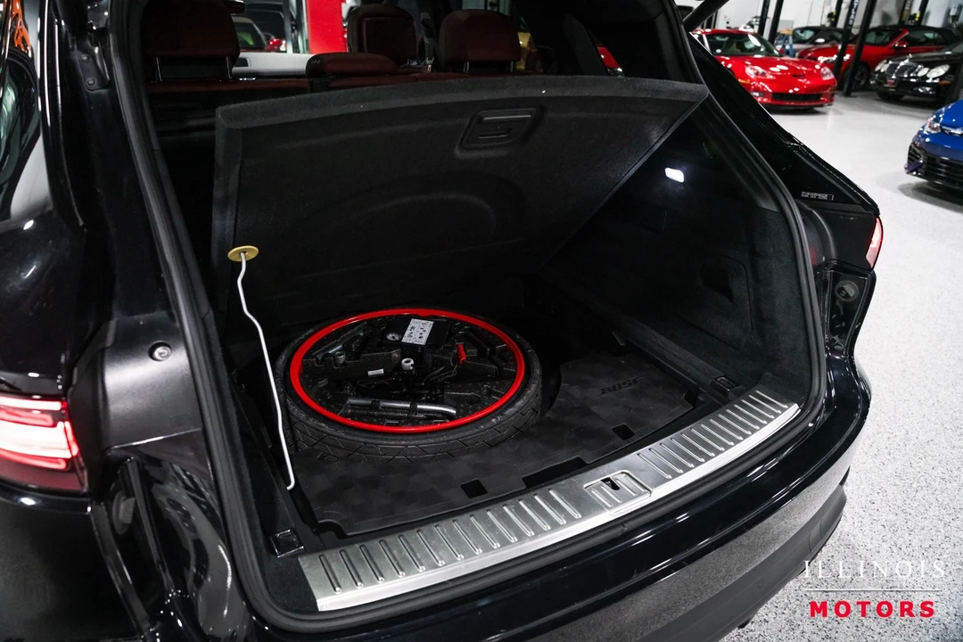 2019 Porsche 9Y0/9Y3 Cayenne S - Image 16 of 31