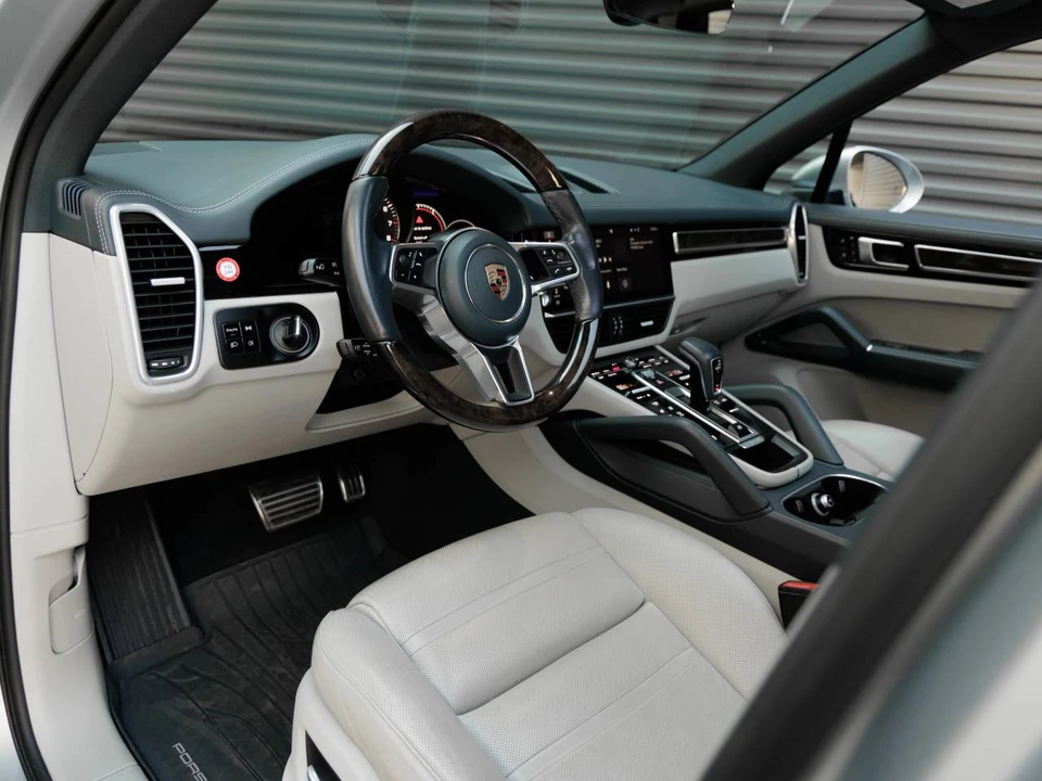 2019 Porsche 9Y0/9Y3 Cayenne S - Image 4 of 5