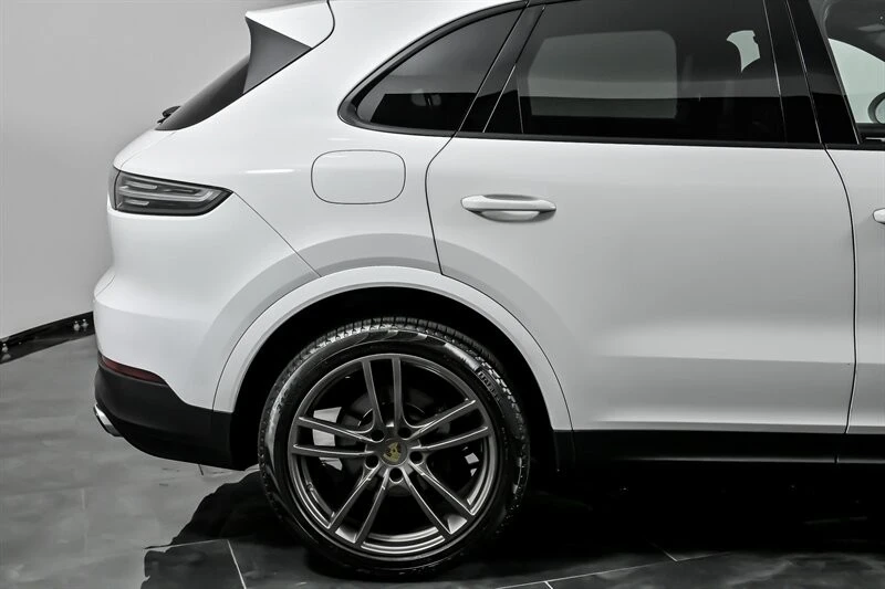 2019 Porsche 9Y0/9Y3 Cayenne S - Image 12 of 21