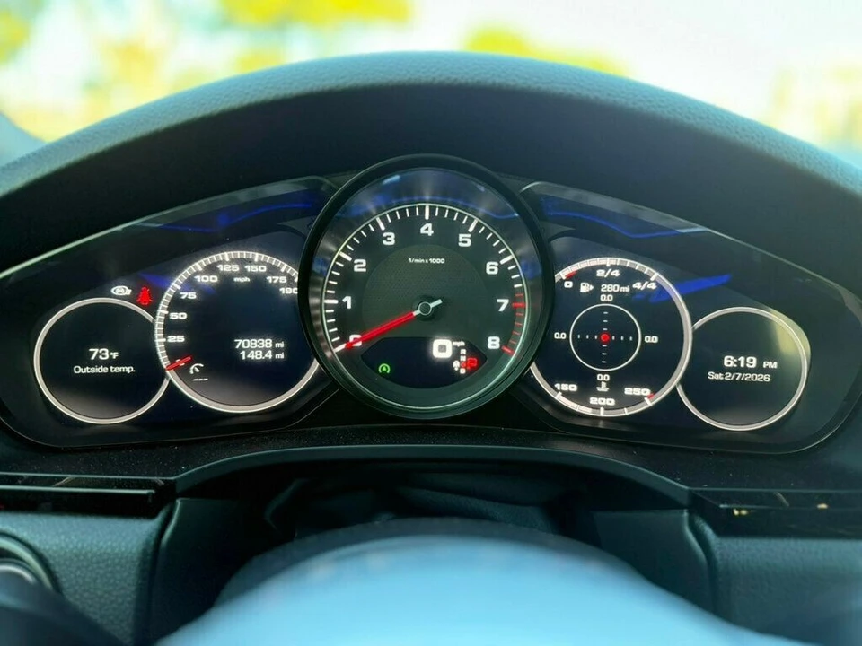 2019 Porsche - Image 13 of 26