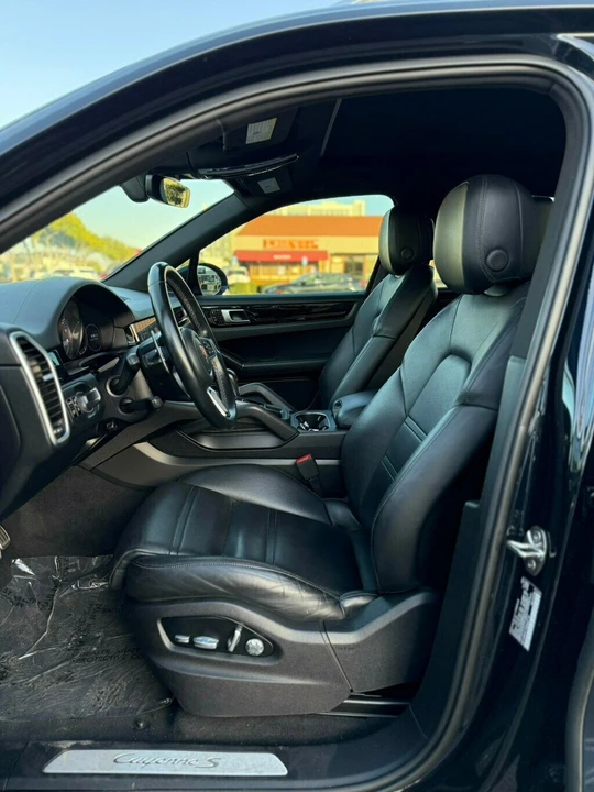 2019 Porsche - Image 7 of 26
