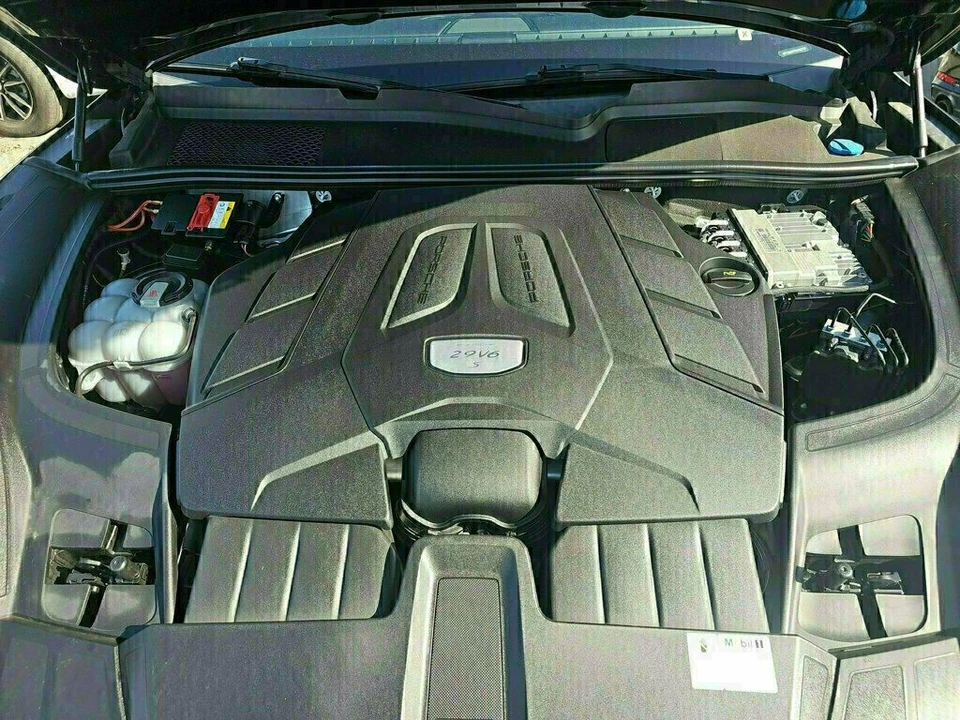 2019 Porsche - Image 25 of 26