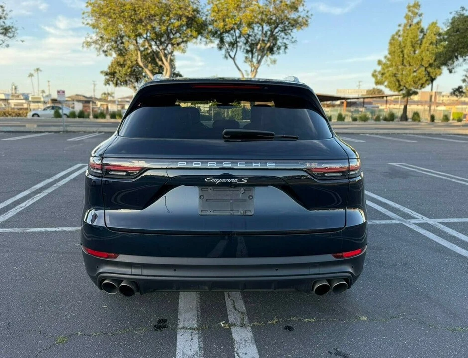 2019 Porsche - Image 5 of 26