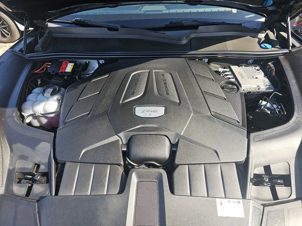 2019 Porsche 9Y0/9Y3 Cayenne S - Image 11 of 14