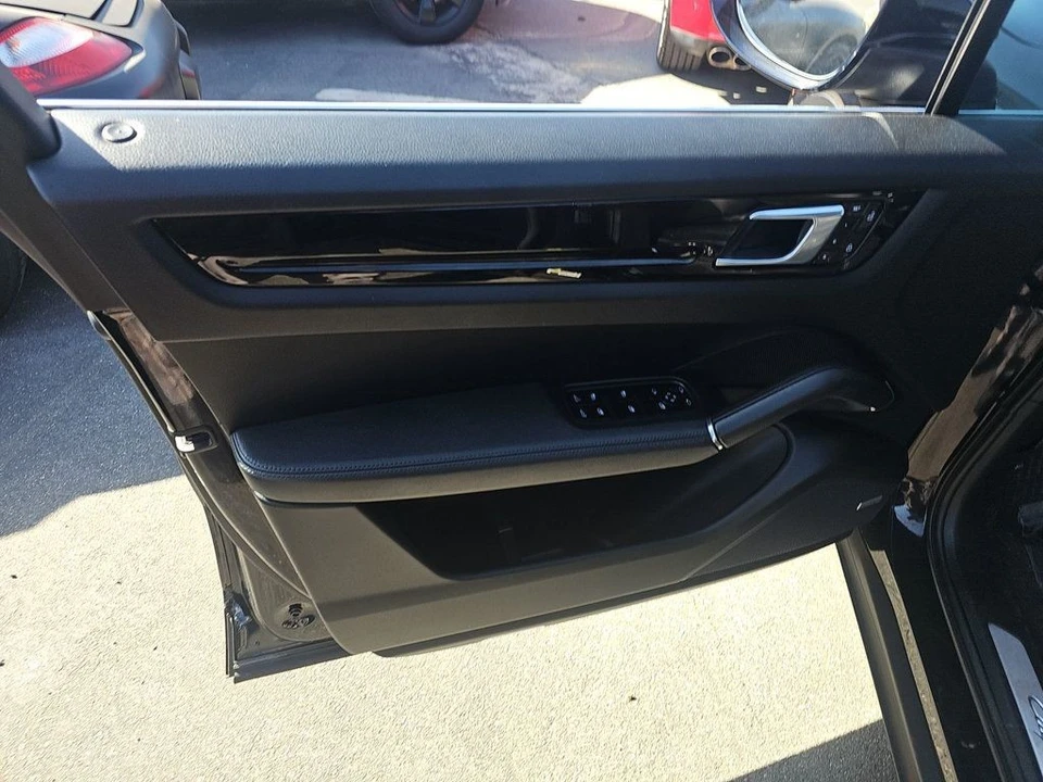 2019 Porsche 9Y0/9Y3 Cayenne S - Image 6 of 14