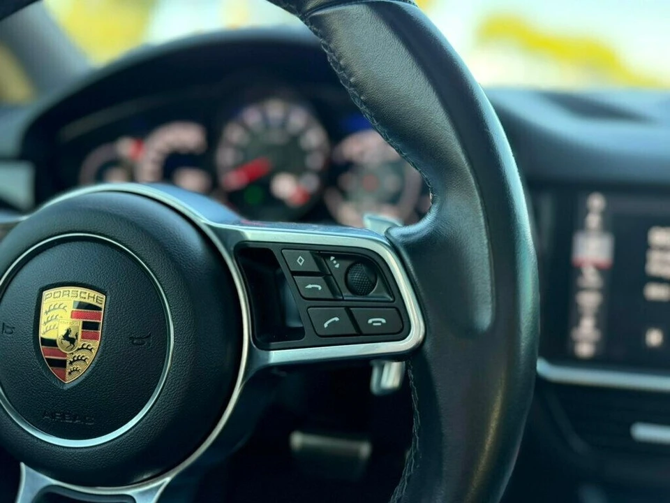 2019 Porsche - Image 12 of 26