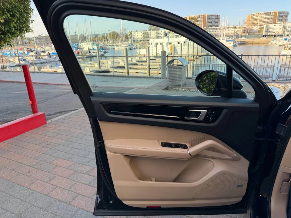 2019 Porsche 9Y0/9Y3 Cayenne S - Image 14 of 24