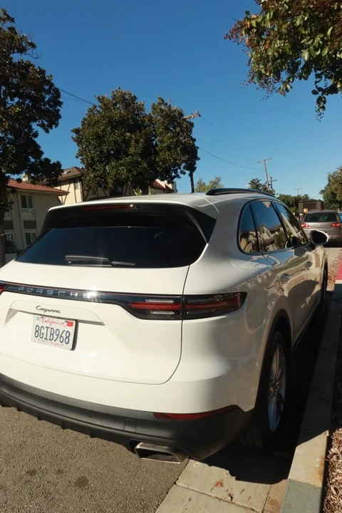 2019 Porsche 9Y0/9Y3 Cayenne - Image 2 of 7