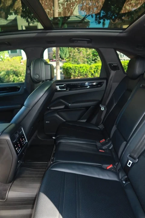 2019 Porsche 9Y0/9Y3 Cayenne - Image 4 of 7