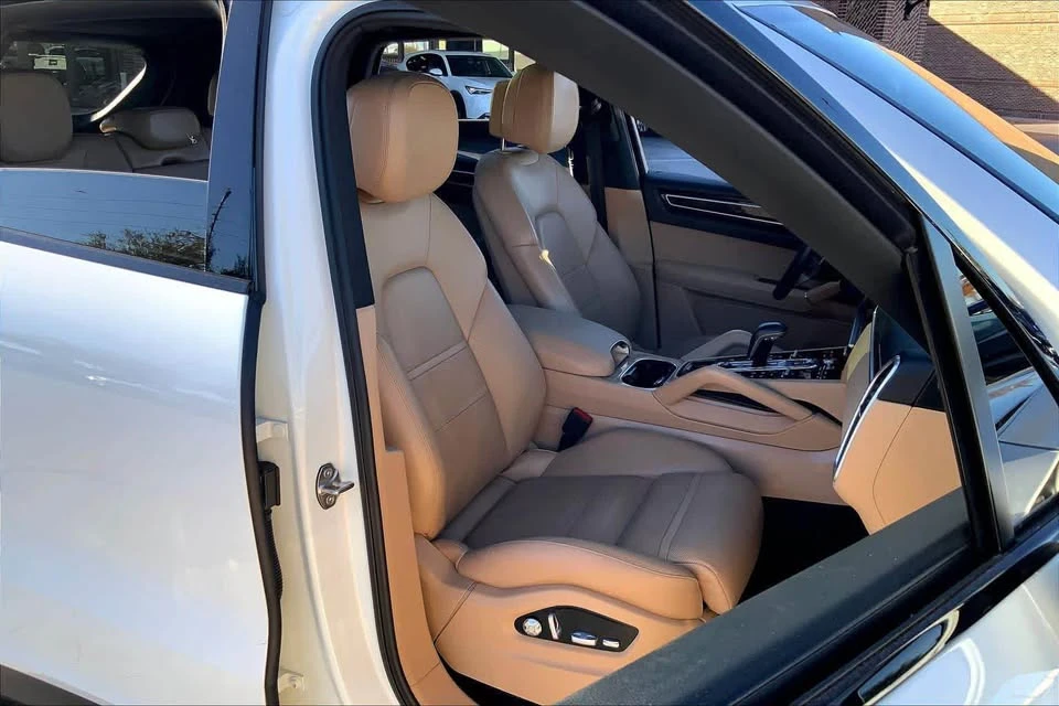 2019 Porsche 9Y0/9Y3 Cayenne - Image 15 of 20