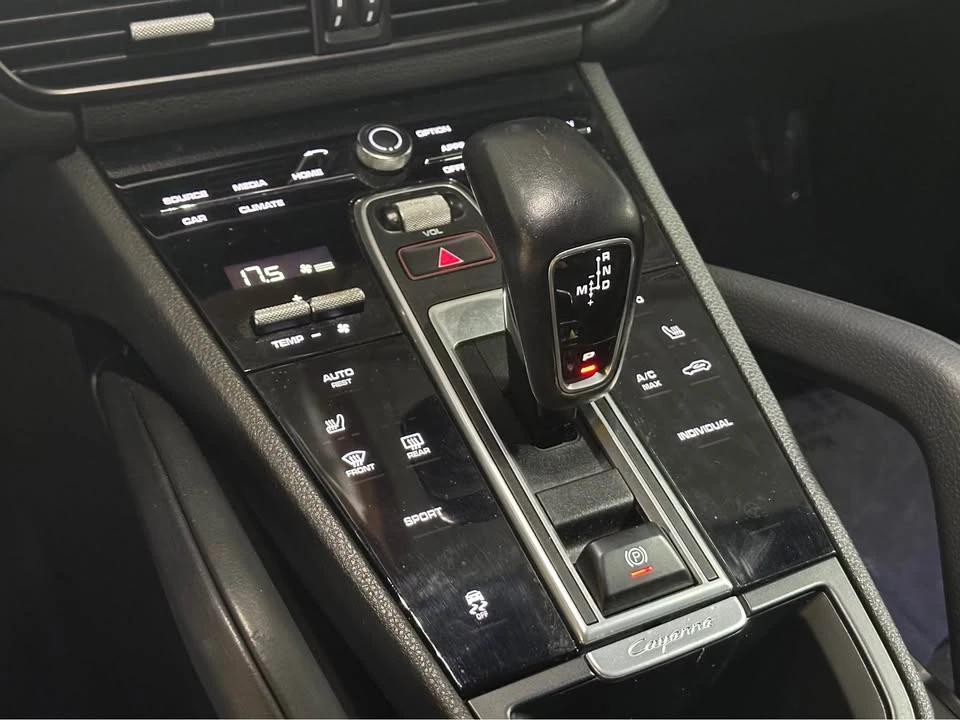 2019 Porsche 9Y0/9Y3 Cayenne - Image 7 of 12