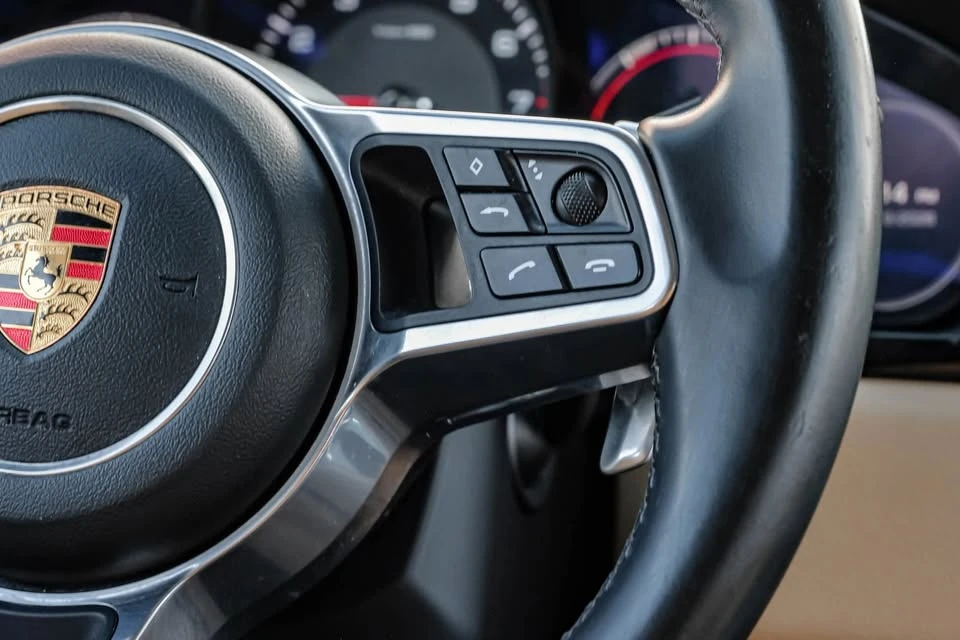 2019 Porsche 9Y0/9Y3 Cayenne - Image 18 of 20
