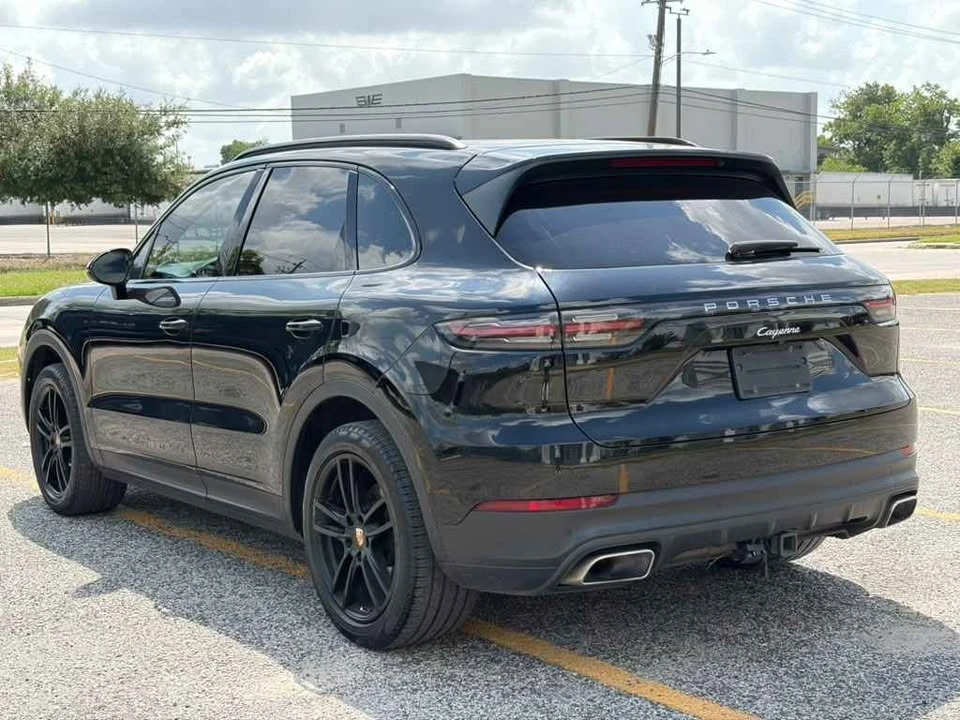 2019 Porsche 9Y0/9Y3 Cayenne - Image 2 of 15