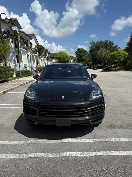 2019 Porsche 9Y0/9Y3 Cayenne - Image 2 of 11
