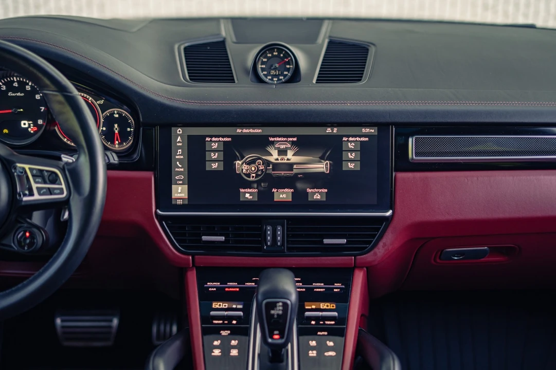 2019 Porsche 9Y0/9Y3 Cayenne Turbo - Image 31 of 31
