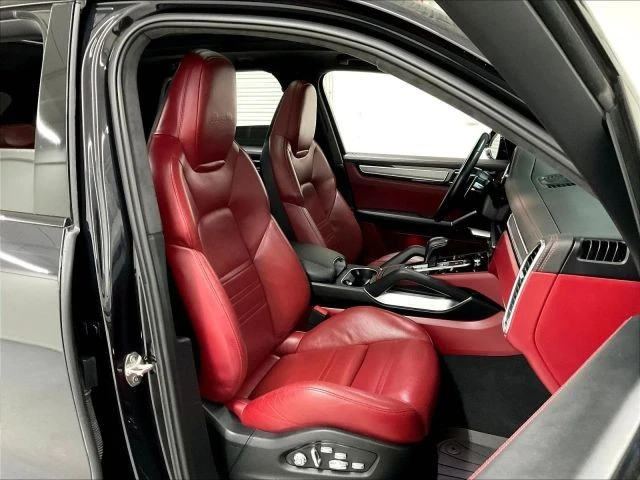 2019 Porsche 9Y0/9Y3 Cayenne Turbo - Image 13 of 31
