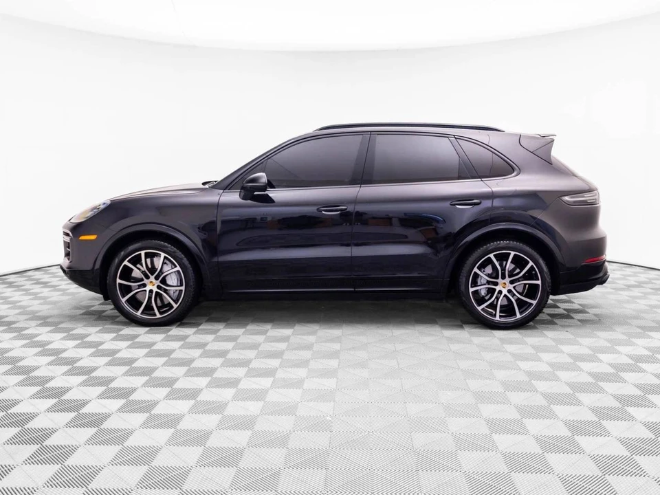 2019 Porsche 9Y0/9Y3 Cayenne Turbo - Image 2 of 5