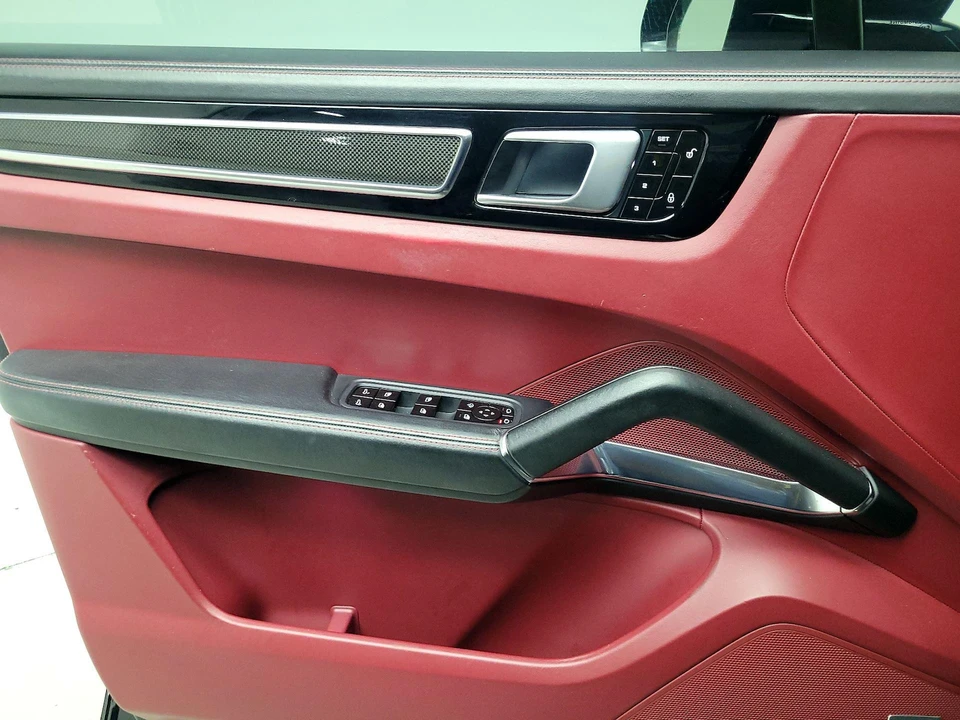 2019 Porsche 9Y0/9Y3 Cayenne Turbo - Image 13 of 28