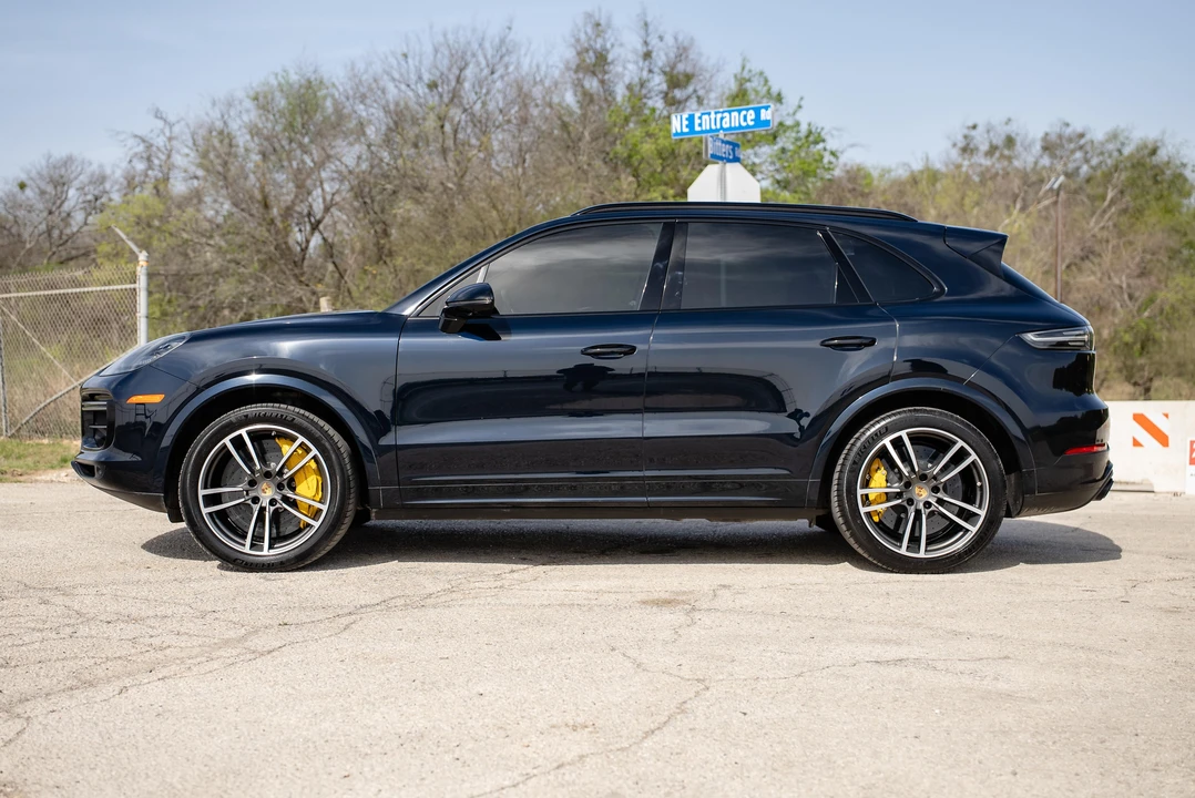 2019 Porsche 9Y0/9Y3 Cayenne Turbo - Image 8 of 31
