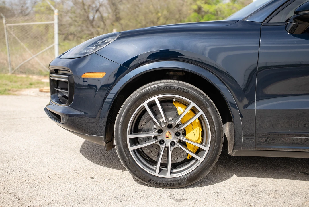 2019 Porsche 9Y0/9Y3 Cayenne Turbo - Image 25 of 31