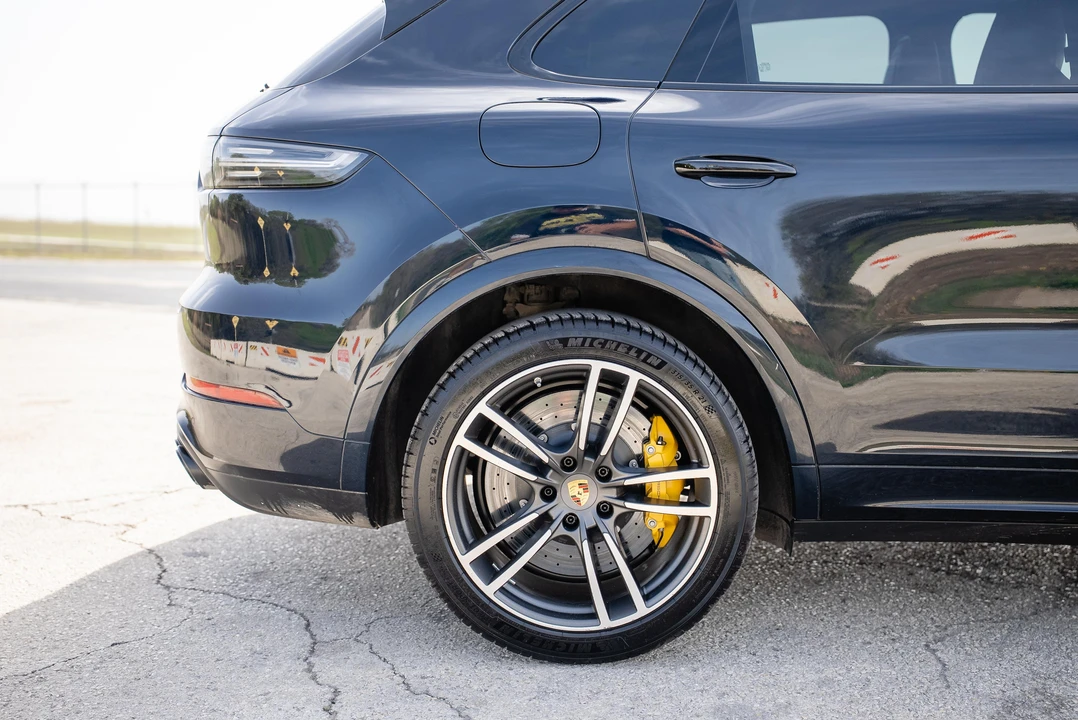 2019 Porsche 9Y0/9Y3 Cayenne Turbo - Image 29 of 31