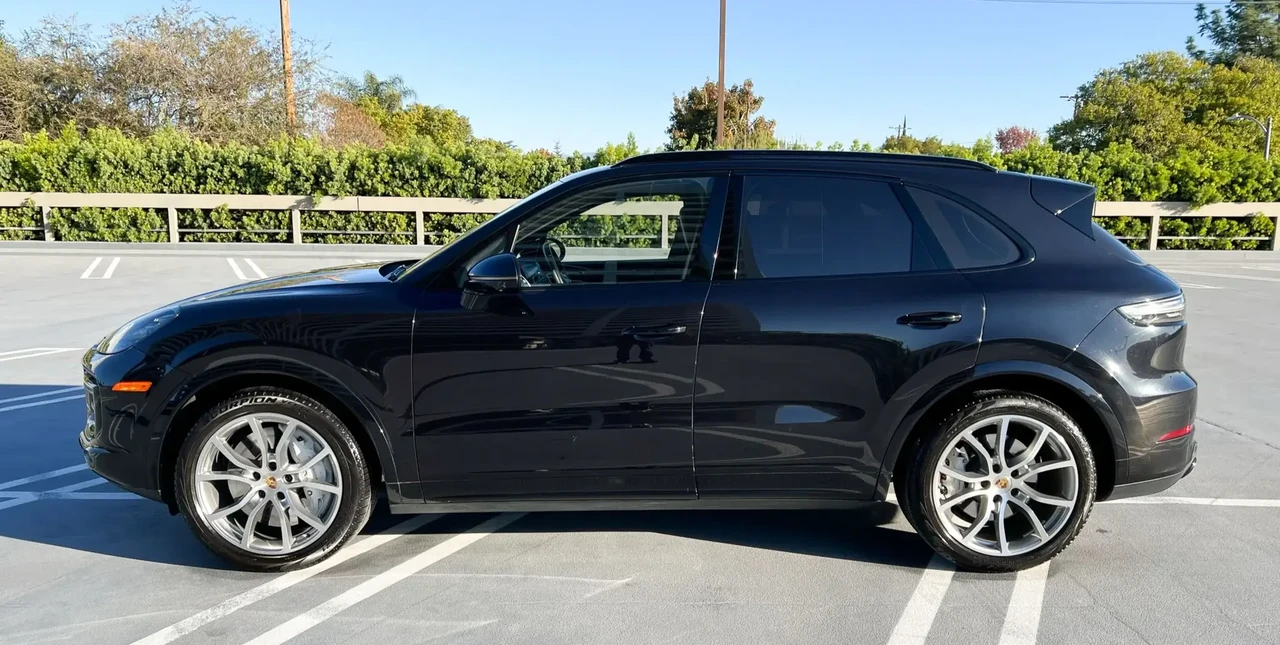2019 Porsche 9Y0/9Y3 Cayenne Turbo - Image 3 of 6