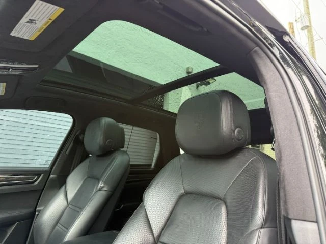 2019 Porsche 9Y0/9Y3 Cayenne Turbo - Image 6 of 9
