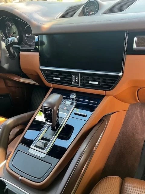 2019 Porsche 9Y0/9Y3 Cayenne Turbo - Image 10 of 15