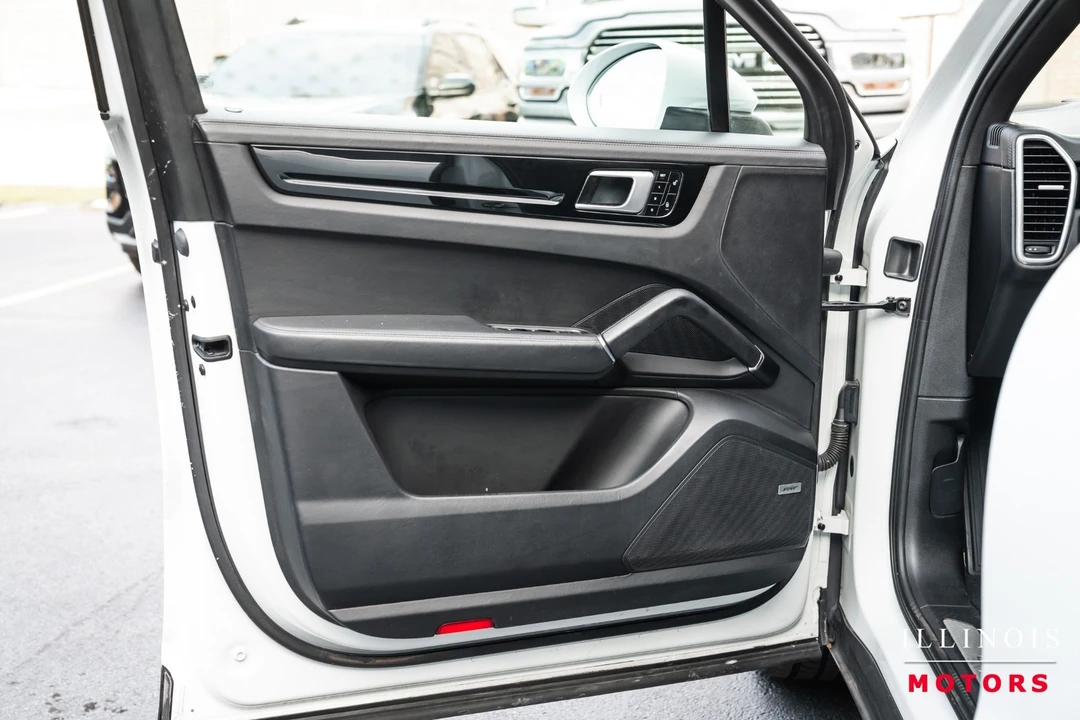 2019 Porsche 9Y0/9Y3 Cayenne - Image 16 of 31
