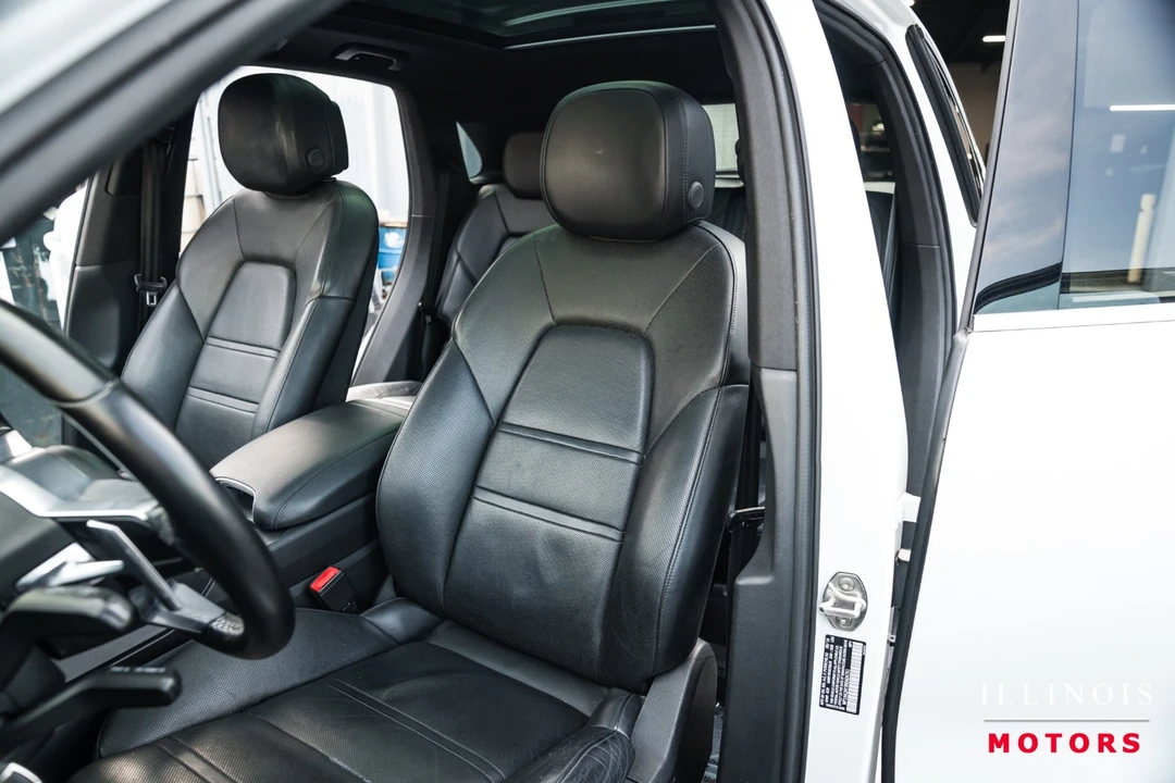 2019 Porsche 9Y0/9Y3 Cayenne - Image 17 of 31