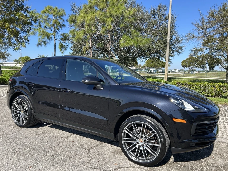 2019 Porsche 9Y0/9Y3 Cayenne - Image 16 of 21