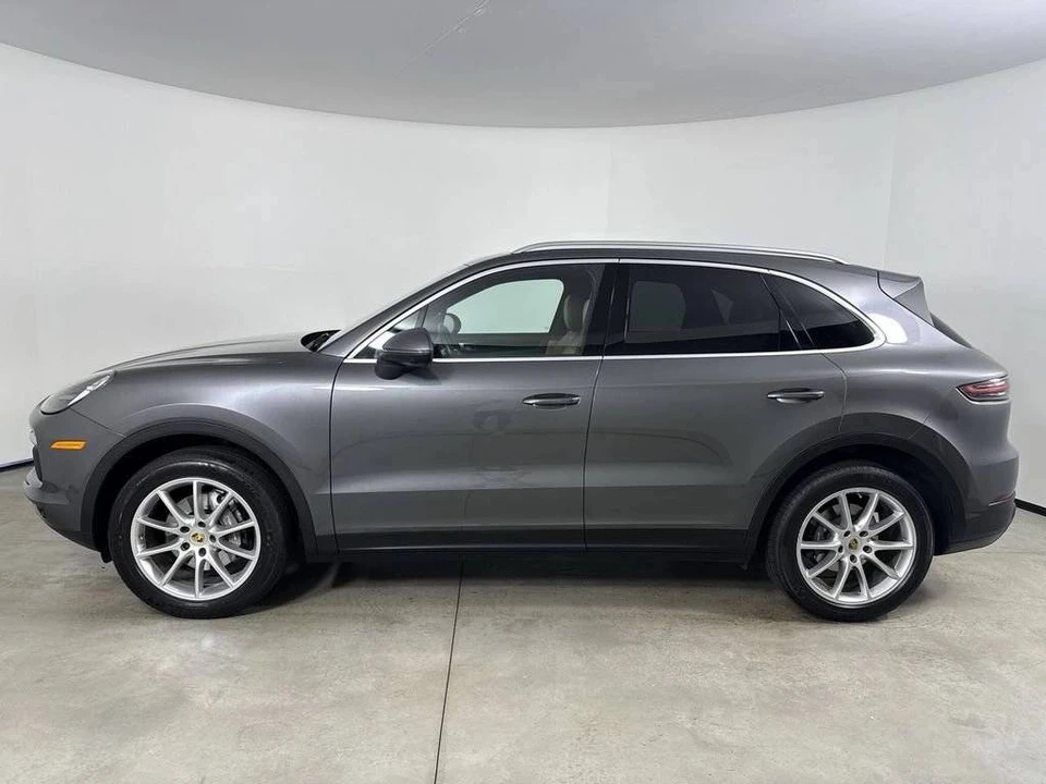 2019 Porsche 9Y0/9Y3 Cayenne - Image 2 of 5