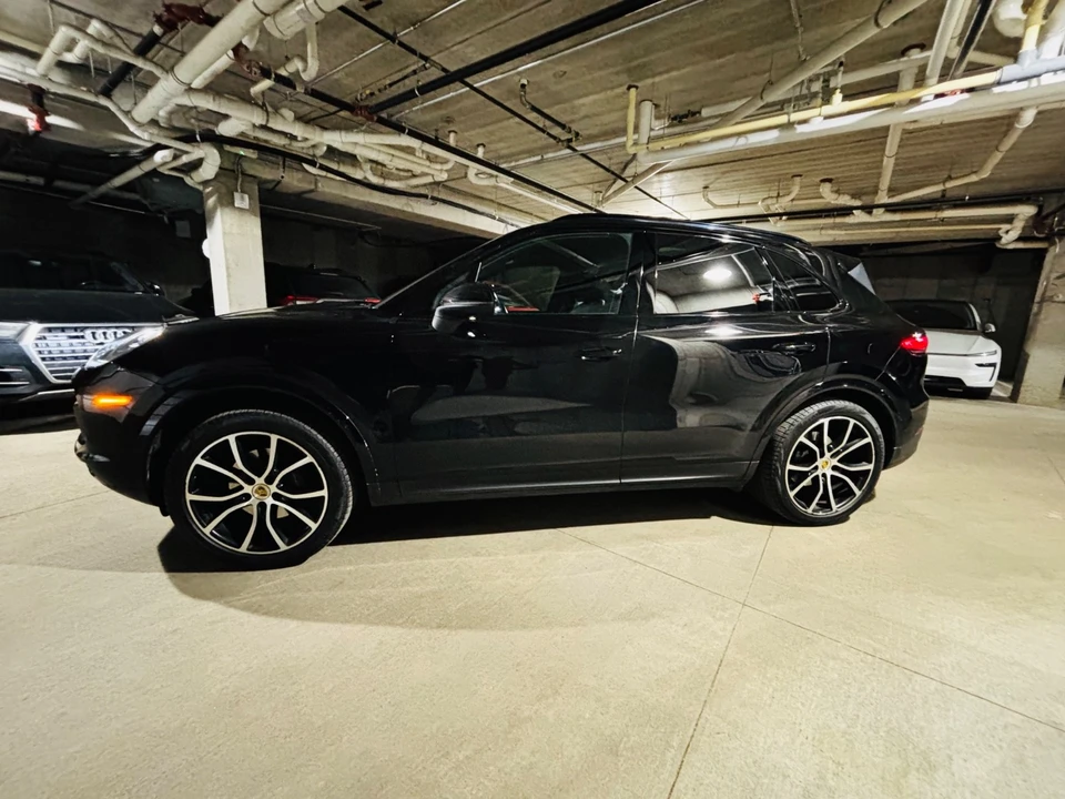 2019 Porsche 9Y0/9Y3 Cayenne - Image 2 of 20